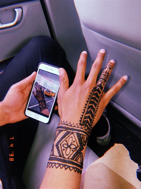 do guys get henna tattoos